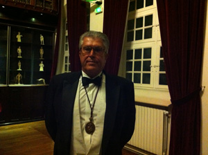 Dr. Carbonell en un evento internacional